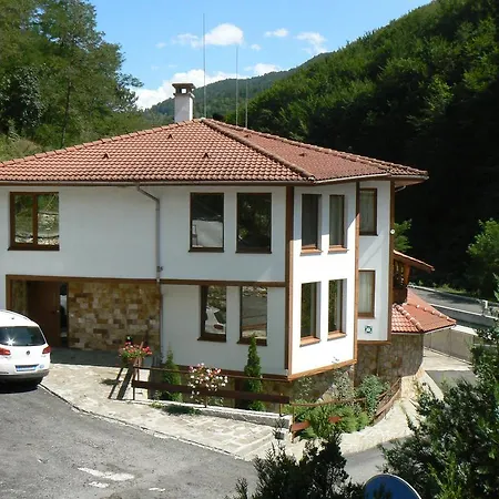Fisherman's Hut Family Hotel