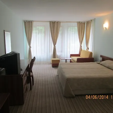 Fisherman's Hut Family Hotel 3*