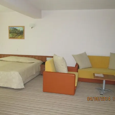 Hotel Fisherman's Hut Family 3*