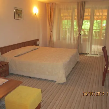 Fisherman's Hut Family Hotel 3*